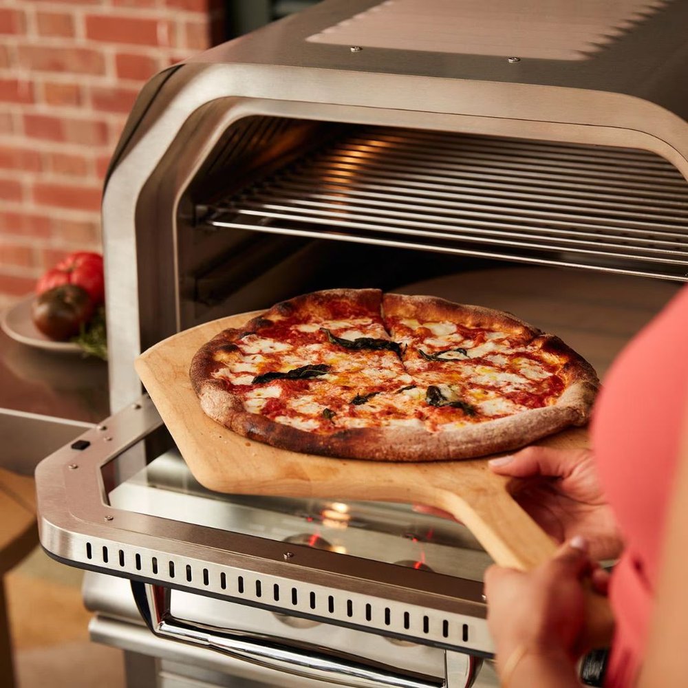 Blaze 26-Inch Built-In Gas Outdoor Pizza Oven W/ Rotisserie - BLZ-26-PZOVN-NG(LP)