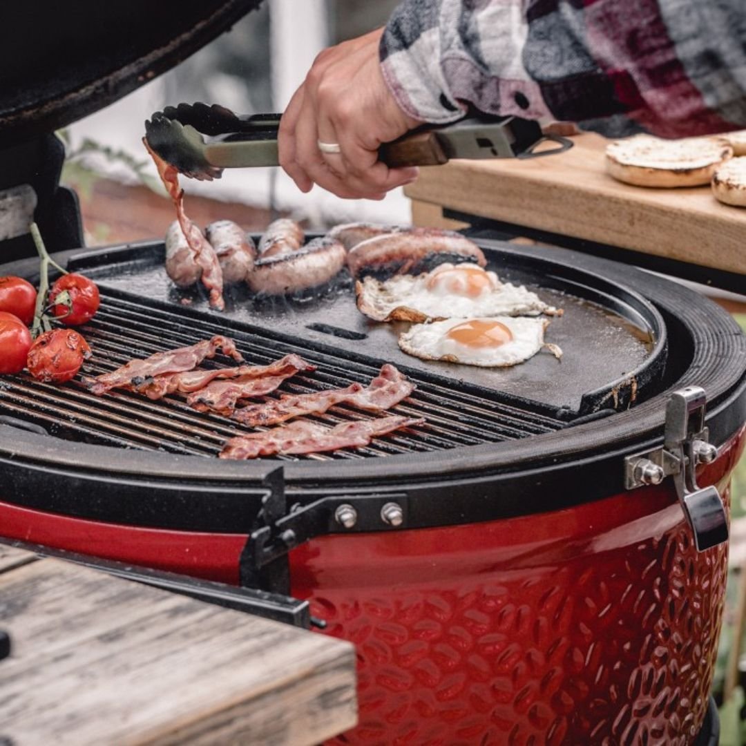 Kamado Joe Half Moon Cast Iron Reversible Griddle - KJ-HCIGRIDDLE/BJ-HCIGRIDDLE