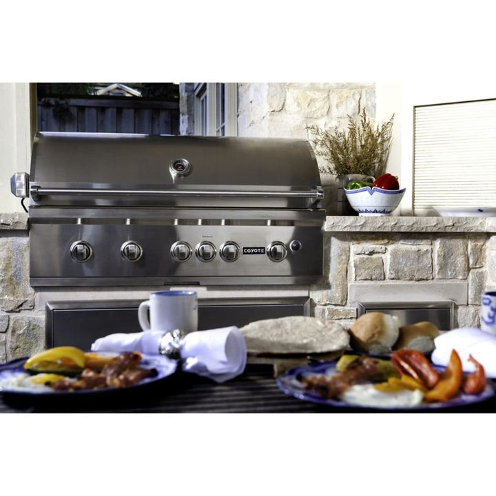 Coyote S-Series 42" Rapid Sear Built In Gas Grill - C2SL42(LP/NG)