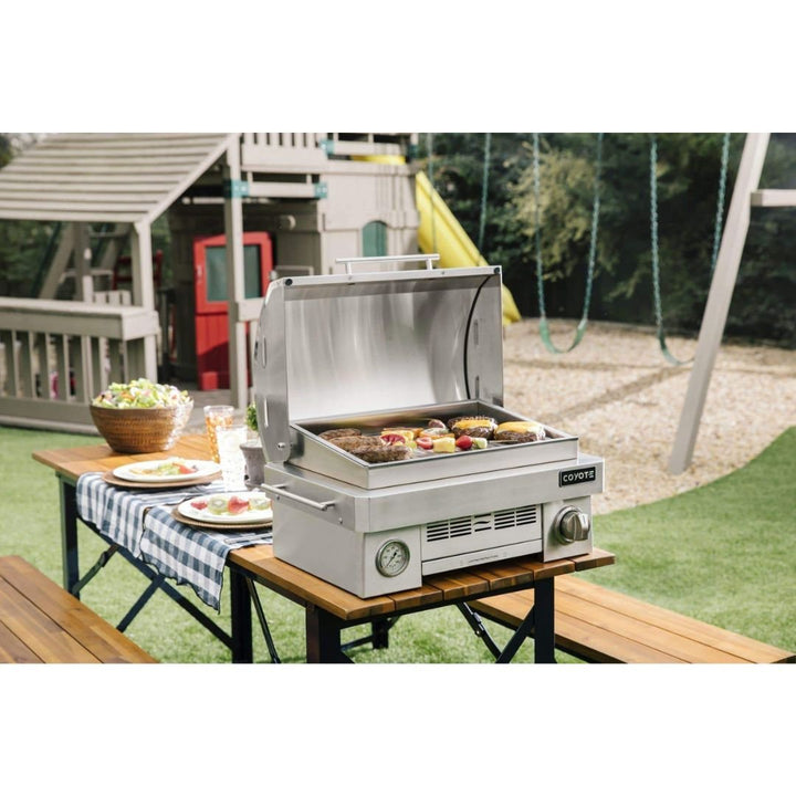 Coyote 25-Inch 20,000 BTU Marine-Grade Portable Propane Gas Grill - C1PORTLP